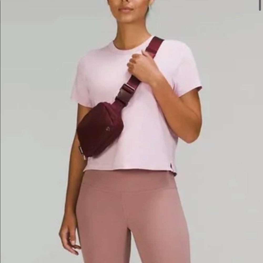 Lululemon Everywhere Belt Bag
